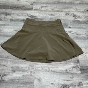 Athleta Khaki Active Skort – Size 4